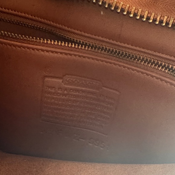 Vintage Coach Brown Crossbody Bag - Picture 2 of 3